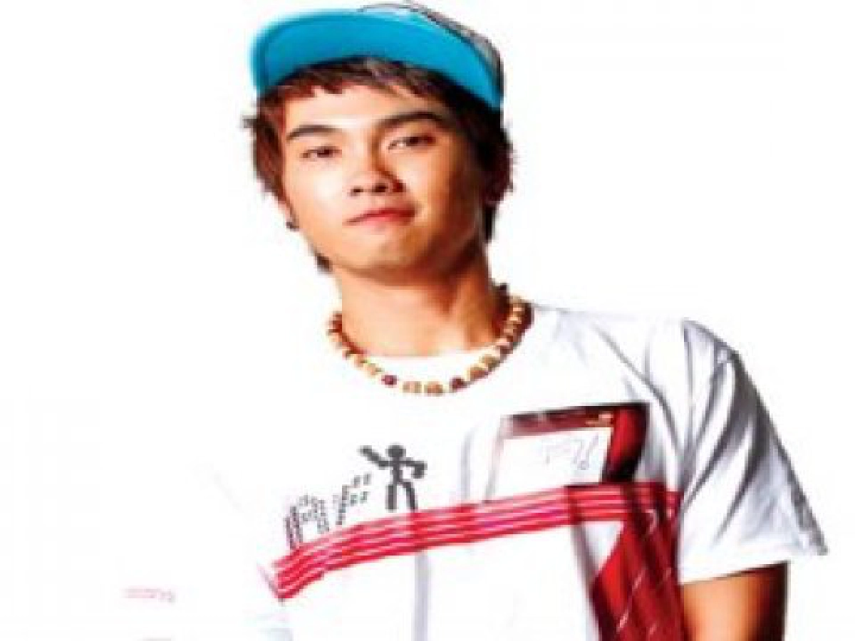 แฟนคลับมาร์คจวกทรูรัก-ปุ้มคุมเข้มกลัวเด็กเครียด 