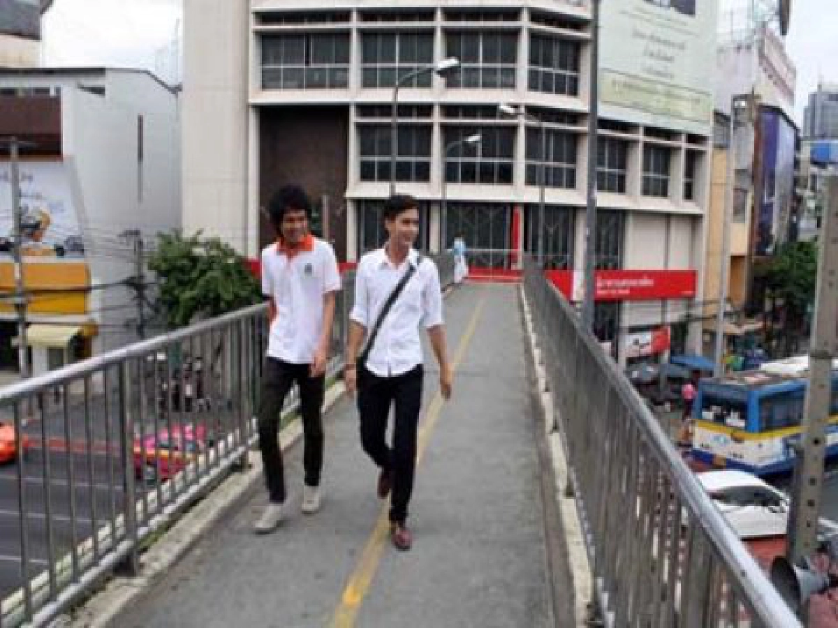 ถามประชาชนก่อน ถามประชาชนก่อน
