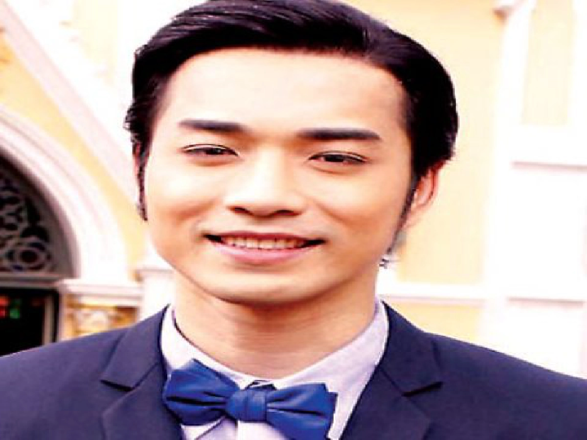 เจมส์ลาออกจากมีฟ้าแต่ง เอ๊ะเดือนก.พ. เจมส์ลาออกจากมีฟ้าแต่ง เอ๊ะเดือนก.พ.