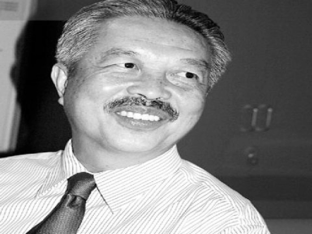 ล้วงตับสุดสัปดาห์-สิงห์สนามข่าว ล้วงตับสุดสัปดาห์-สิงห์สนามข่าว