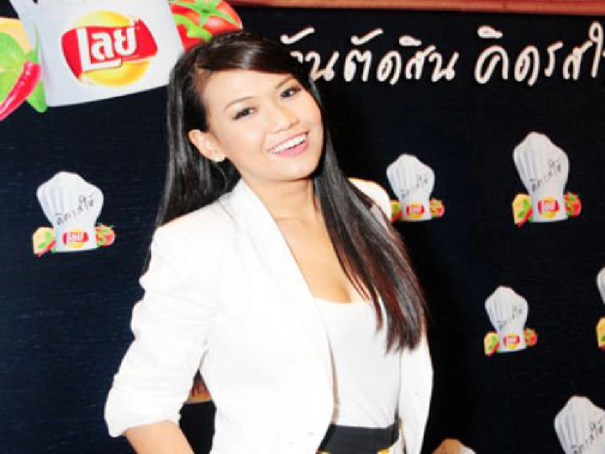 เสิร์ฟข่าวเม้าท์แตก (พุธที่ 4 ส.ค.53)
เสิร์ฟข่าวเม้าท์แตก (พุธที่ 4 ส.ค.53)