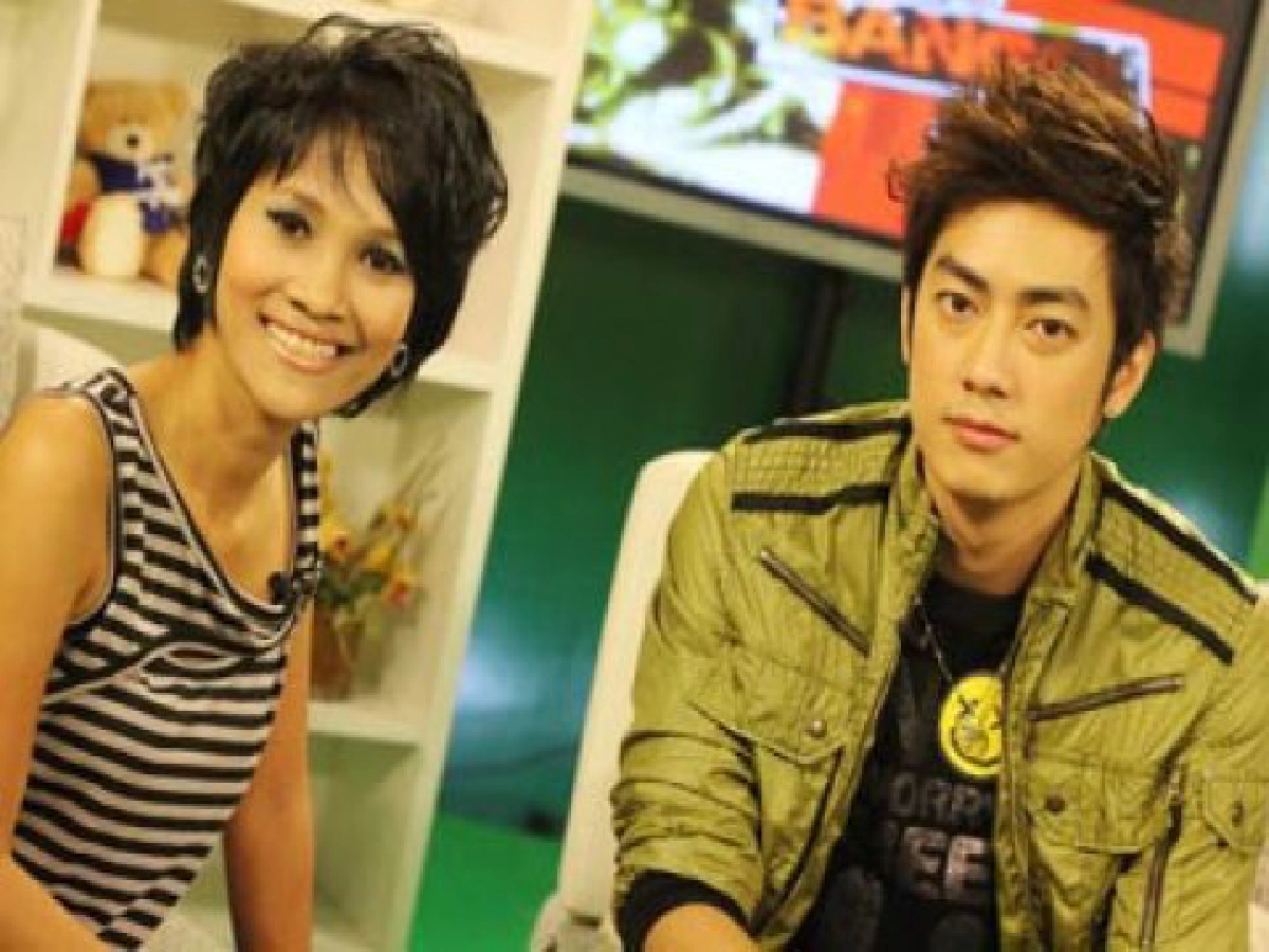 ศุกร์ที่ 6 สิงหาคม 2553
ศุกร์ที่ 6 สิงหาคม 2553