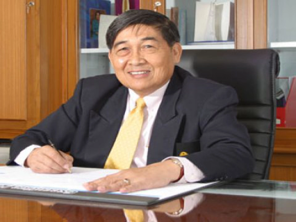 สังคมราชภัฏประจำวันศุกร์ที่ 6 ส.ค.53 สังคมราชภัฏประจำวันศุกร์ที่ 6 ส.ค.53