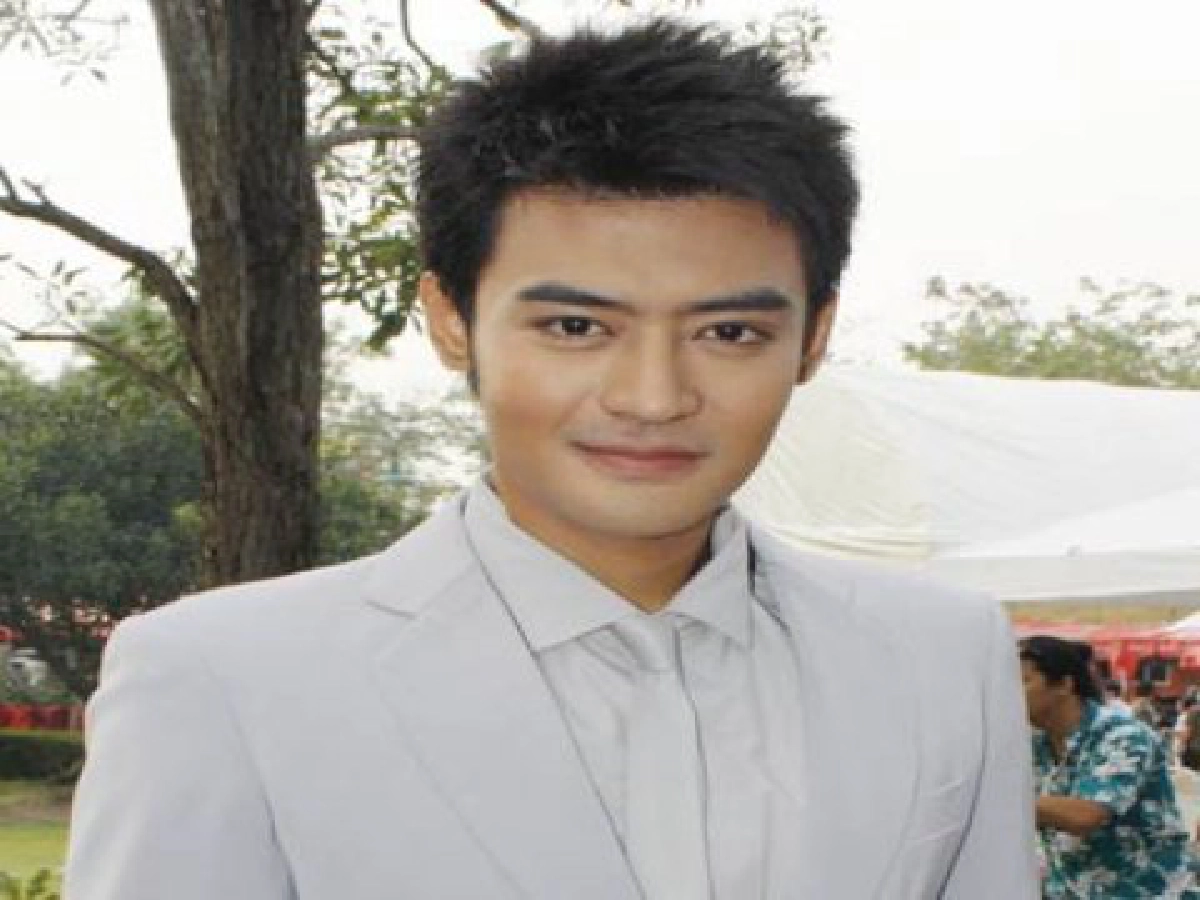 เสาร์ที่ 7 สิงหาคม 2553
เสาร์ที่ 7 สิงหาคม 2553
