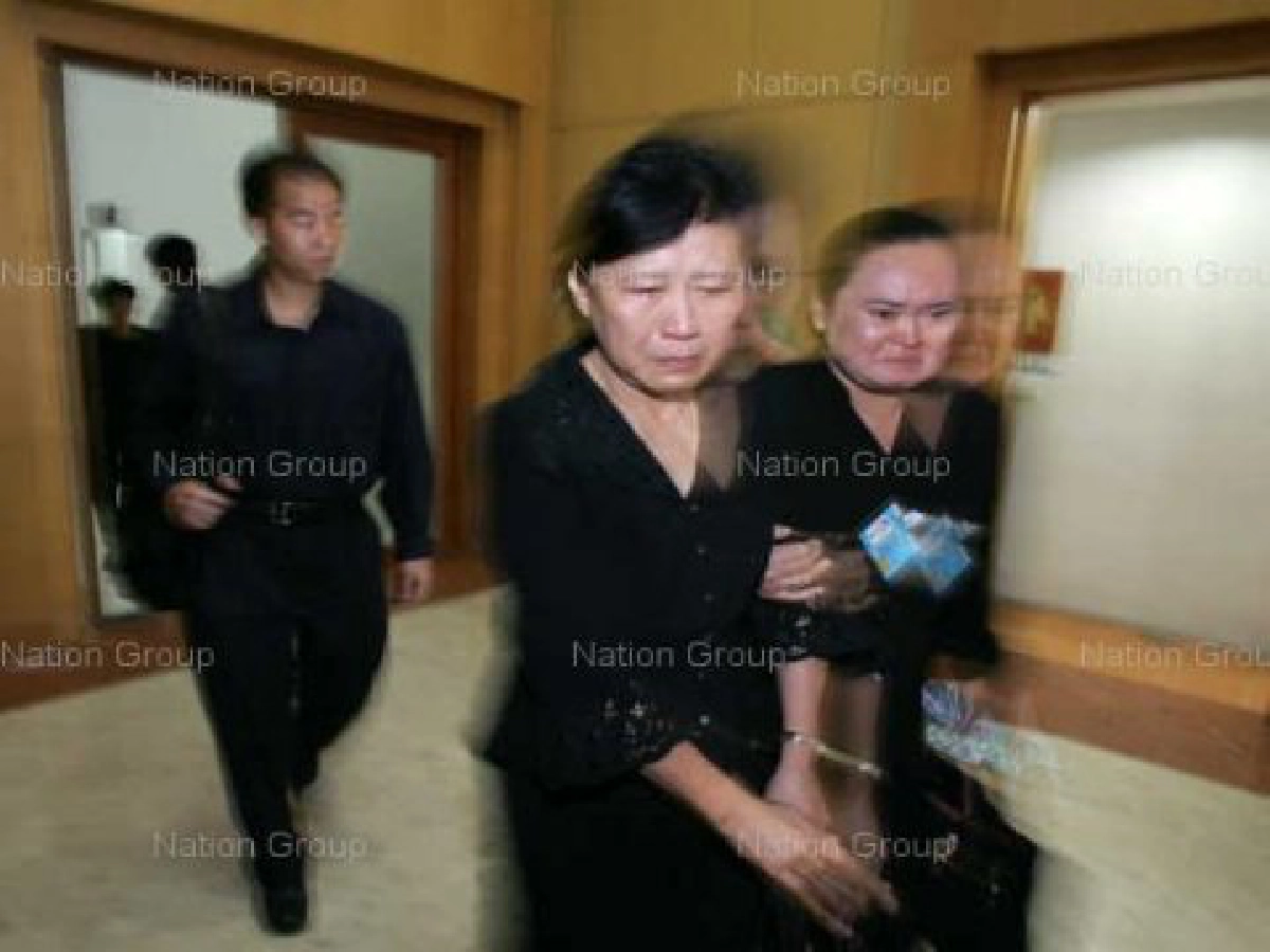 พระราชทานน้ำหลวงอาบศพเหยื่อฮ.ตก พระราชทานน้ำหลวงอาบศพเหยื่อฮ.ตก