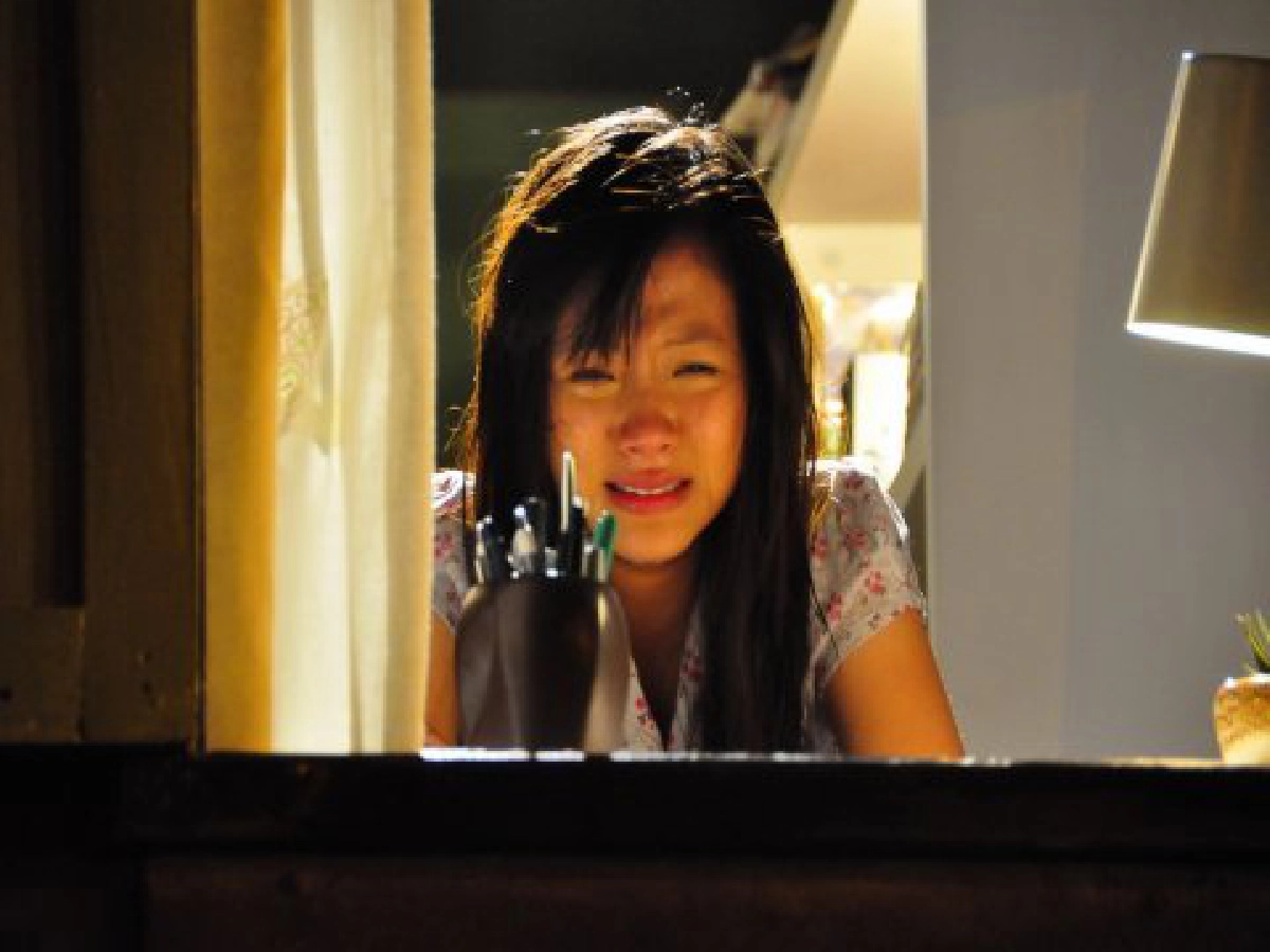 น้ำตาท่วมโรง
ยกนิ้วให้ ใบเฟิร์น" น้ำตาท่วมโรง
ยกนิ้วให้ ใบเฟิร์น"