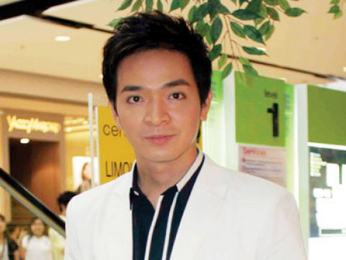 เสิร์ฟข่าวเม้าท์แตก (ศุกร์ที่ 27 ส.ค.53)
เสิร์ฟข่าวเม้าท์แตก (ศุกร์ที่ 27 ส.ค.53)