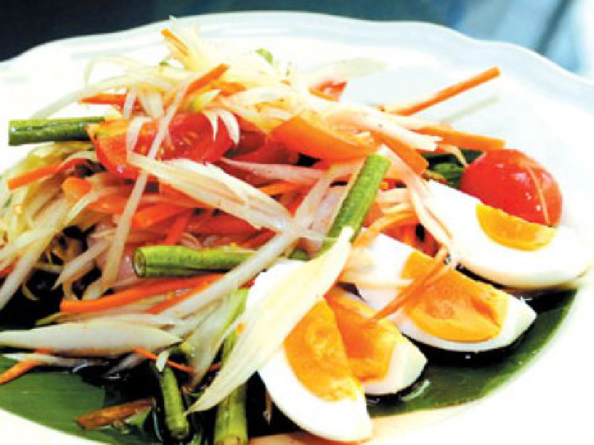 จานเด่น-ตำวาไรตี้ รสเด็ดของ"เอมมี่" จานเด่น-ตำวาไรตี้ รสเด็ดของ"เอมมี่"