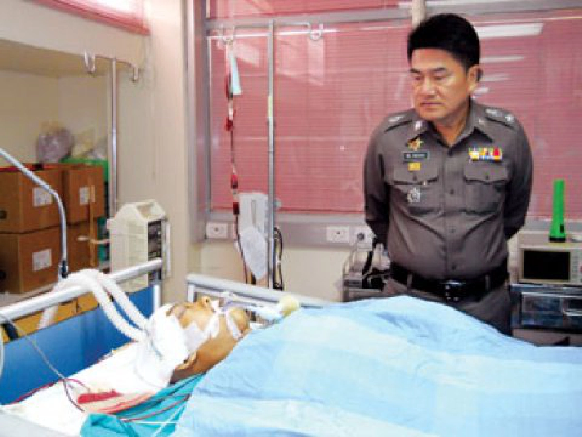 เอ็น79ถล่ม"ทำเนียบน้อย"สกัดกระชับอำนาจเขย่าเก้าอี้นครบาล