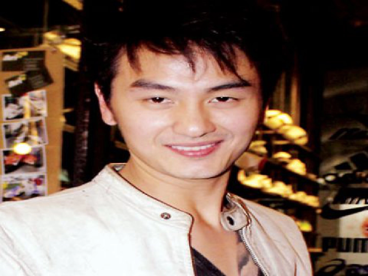 'วุ้นเส้น'แค่เพื่อน'บีม'รับดูใจ'ชาช่า' 'วุ้นเส้น'แค่เพื่อน'บีม'รับดูใจ'ชาช่า'