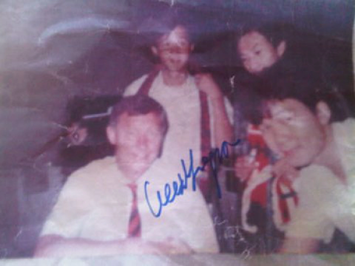 หนัง(โฆษณา)ของผี
และการเดินทางของสิงห์ หนัง(โฆษณา)ของผี
และการเดินทางของสิงห์