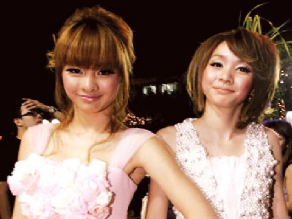 'บิ๊ก' โต้กิ๊ก 'มด-โฟร์' 'บิ๊ก' โต้กิ๊ก 'มด-โฟร์'
