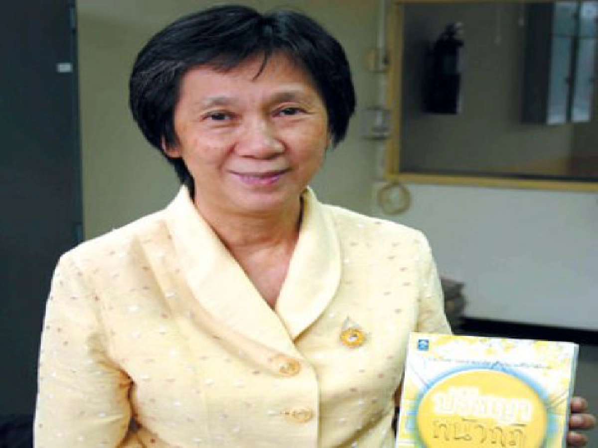 ปรัชญาหน้ากุฎีหนังสือโปรดรศ.กอบกุล  ปราบประชา