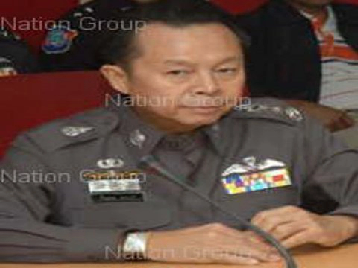 ผบช.น.รับมีชายชุดดำซุ่มใกล้บ้าน"มาร์ค" ผบช.น.รับมีชายชุดดำซุ่มใกล้บ้าน"มาร์ค"