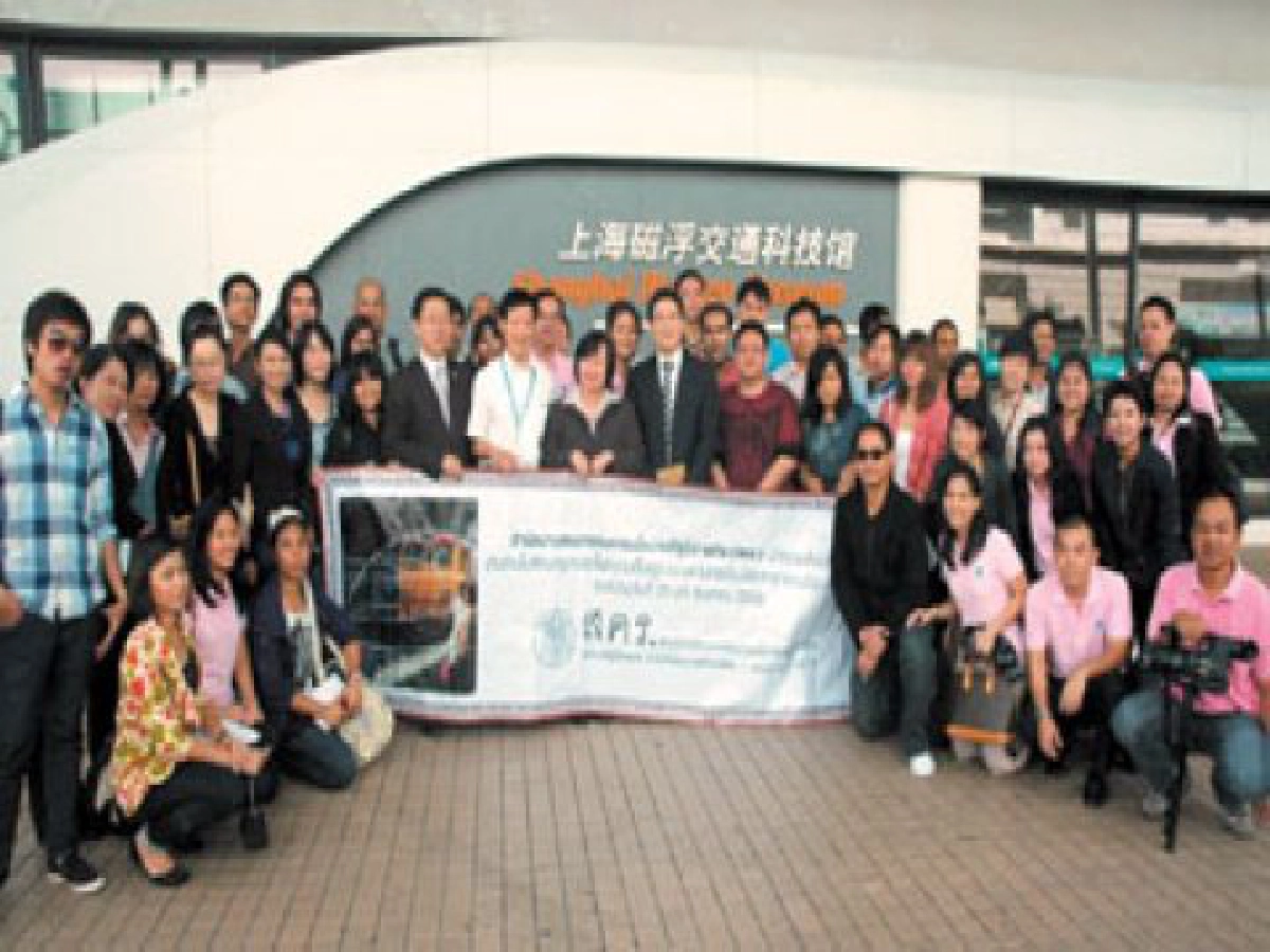 ร่วมทุนไฮสปีดเทรนไทย-จีนพัฒนาระบบรางรับมือแข่งขันต่างชาติ ร่วมทุนไฮสปีดเทรนไทย-จีนพัฒนาระบบรางรับมือแข่งขันต่างชาติ