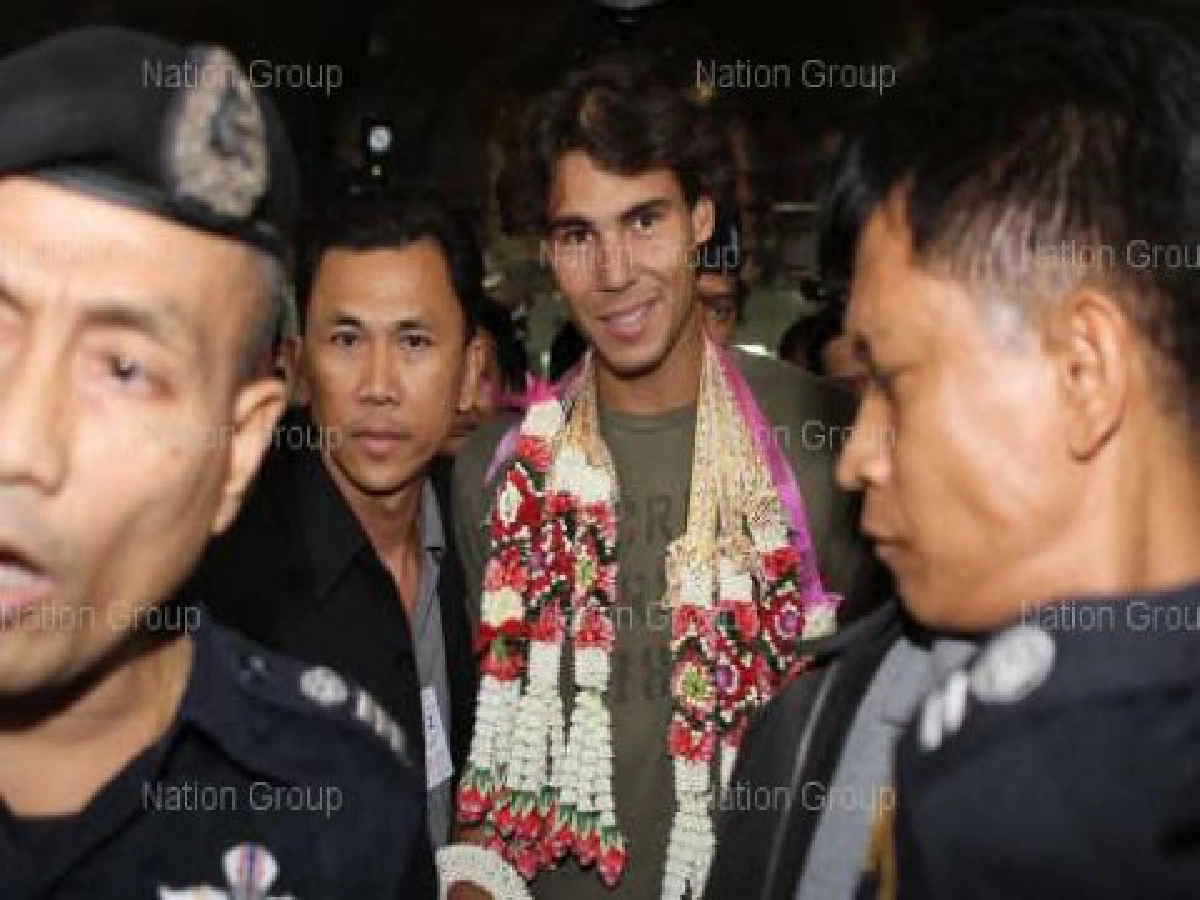 ไม่เบี้ยว"นาดาล"ถึงไทยแล้ว มุ่งหน้าพักผ่อนหัวหิน ไม่เบี้ยว"นาดาล"ถึงไทยแล้ว มุ่งหน้าพักผ่อนหัวหิน