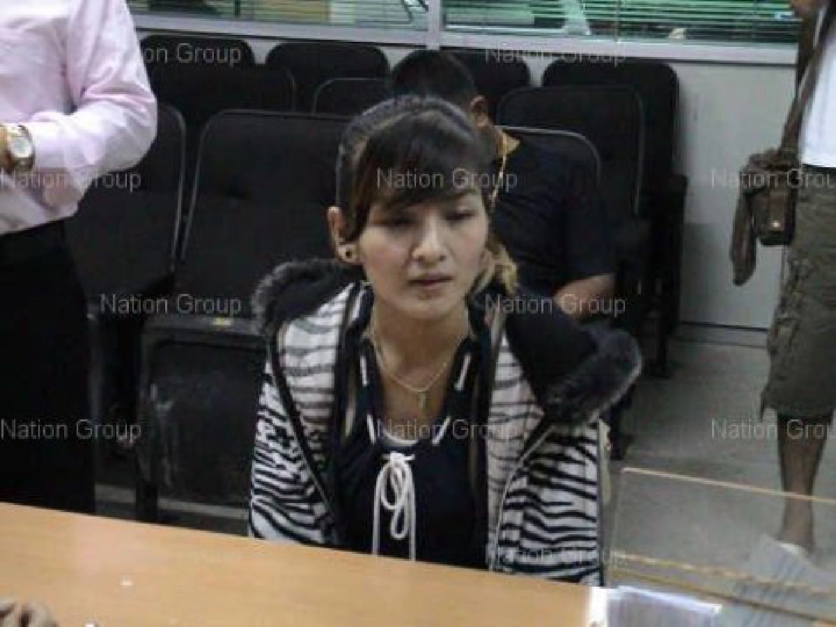 "แคนดี้ รากแก่น"โร่แจ้งตร.โจรขึ้นบ้านพัก "แคนดี้ รากแก่น"โร่แจ้งตร.โจรขึ้นบ้านพัก