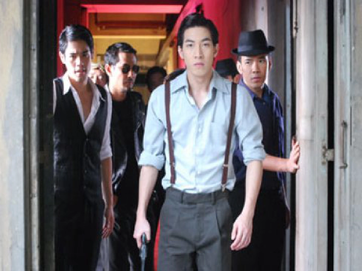 'โตโน่' อินบท 'ตี๋เล็ก'
ลงเอ็มวี 'ไม่เคยมีใครมารัก'

