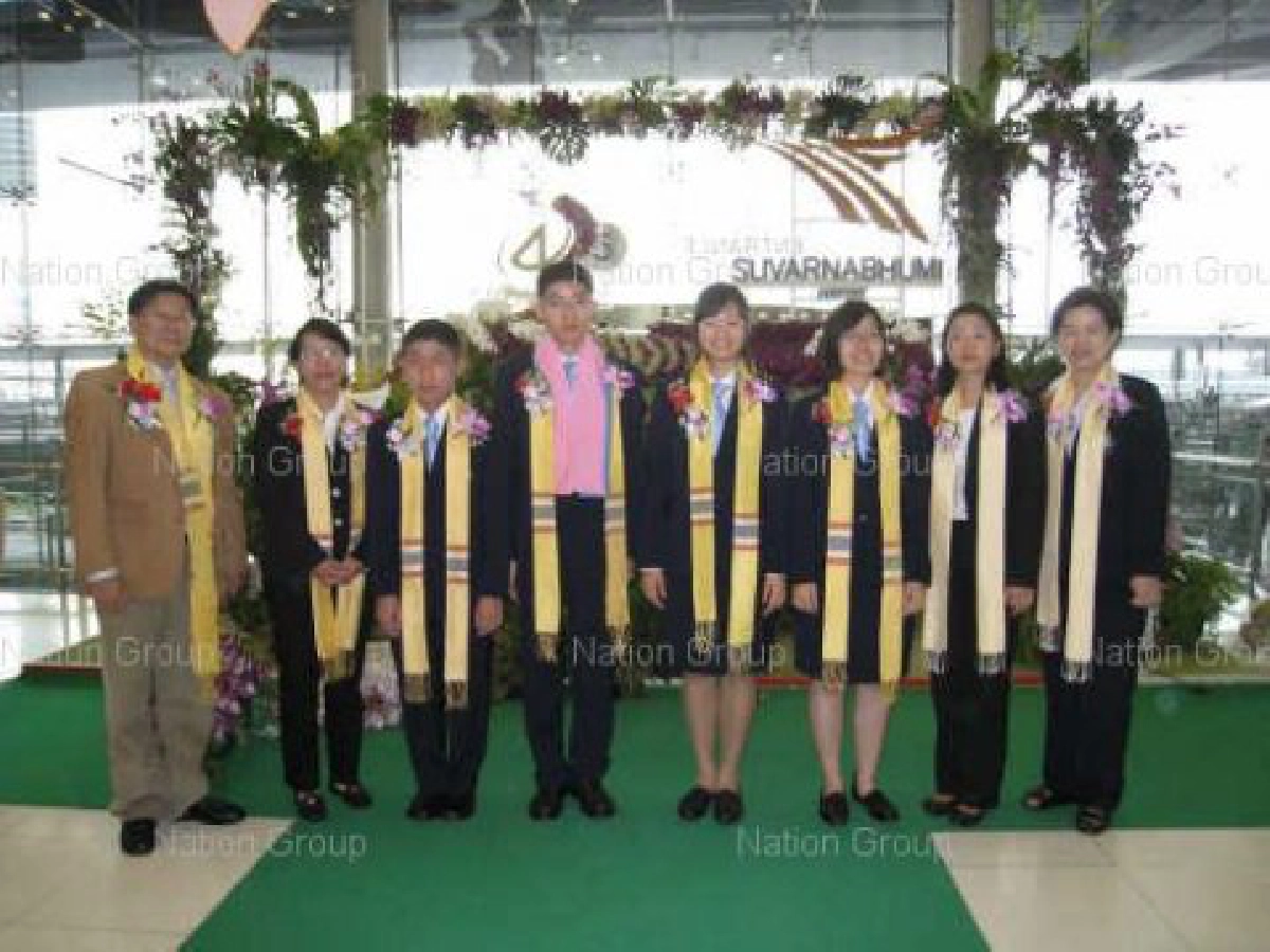 นร.ไทยคว้า3เงิน1ทองแดงแข่งโลกอวกาศโอลิมปิก