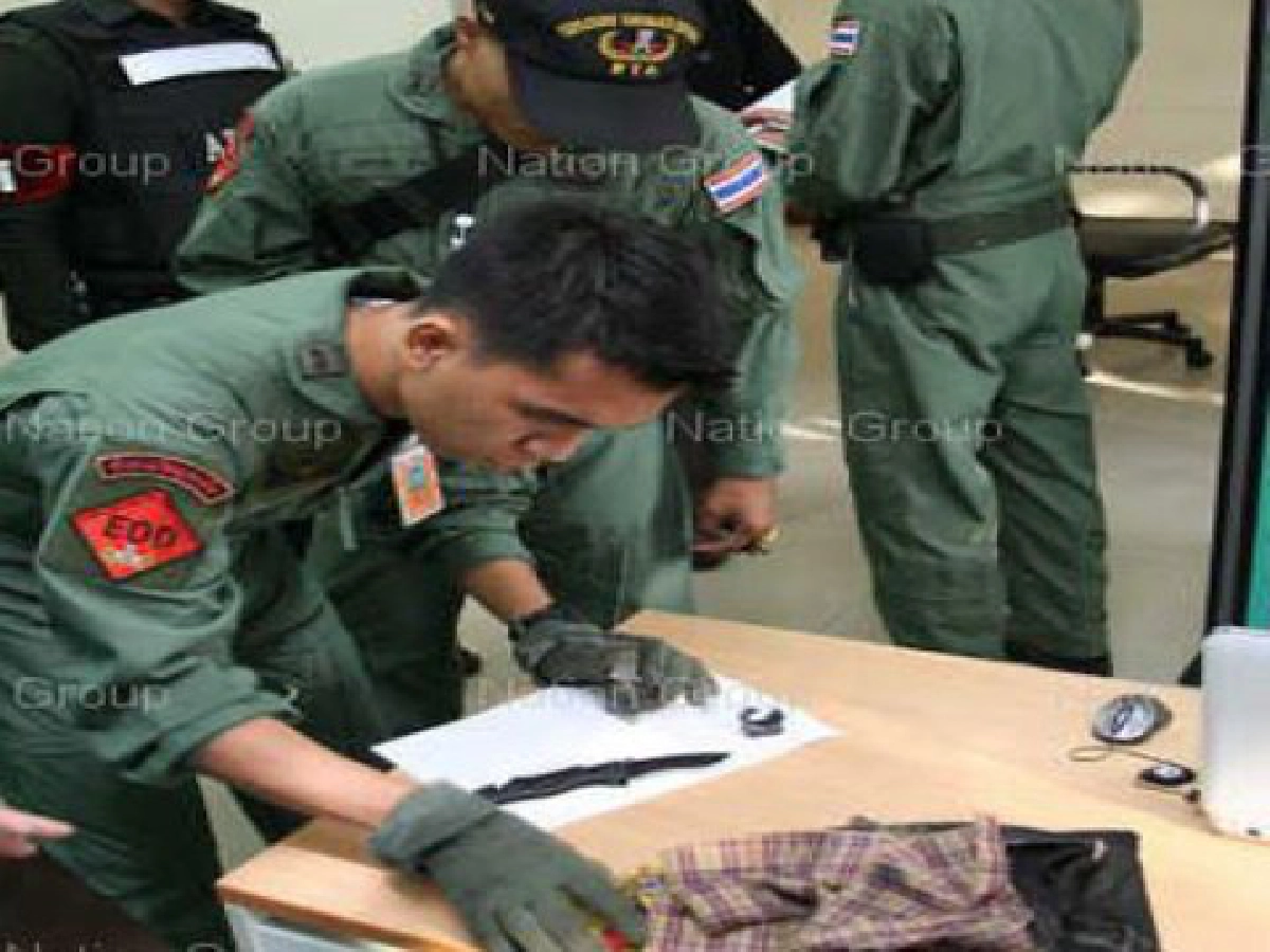 ขาดคน...ขาดเครื่องมือตายได้แค่4แสน"มือกู้บึ้ม" ขาดคน...ขาดเครื่องมือตายได้แค่4แสน"มือกู้บึ้ม"