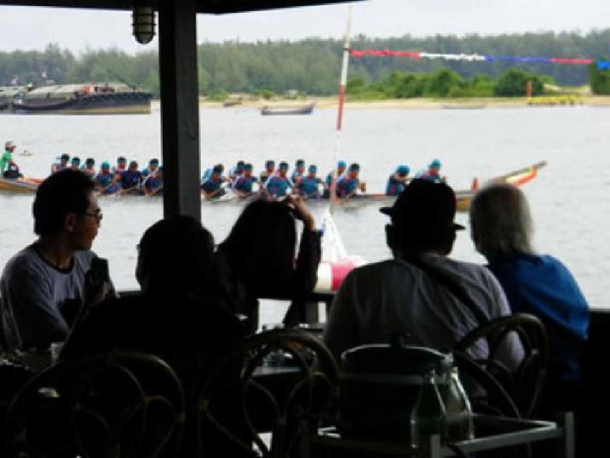 คมเคียวคมปากกา - เยือนบางนรา กับ คันนายาว

