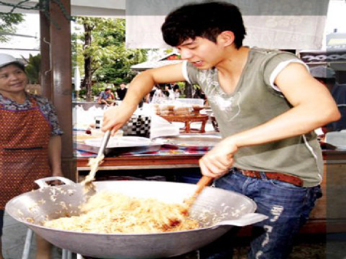 สูดอากาศ หอมชื่นใจไอซ์ลั้นลาปั่นจักรยานเที่ยวอัมพวา สูดอากาศ หอมชื่นใจไอซ์ลั้นลาปั่นจักรยานเที่ยวอัมพวา