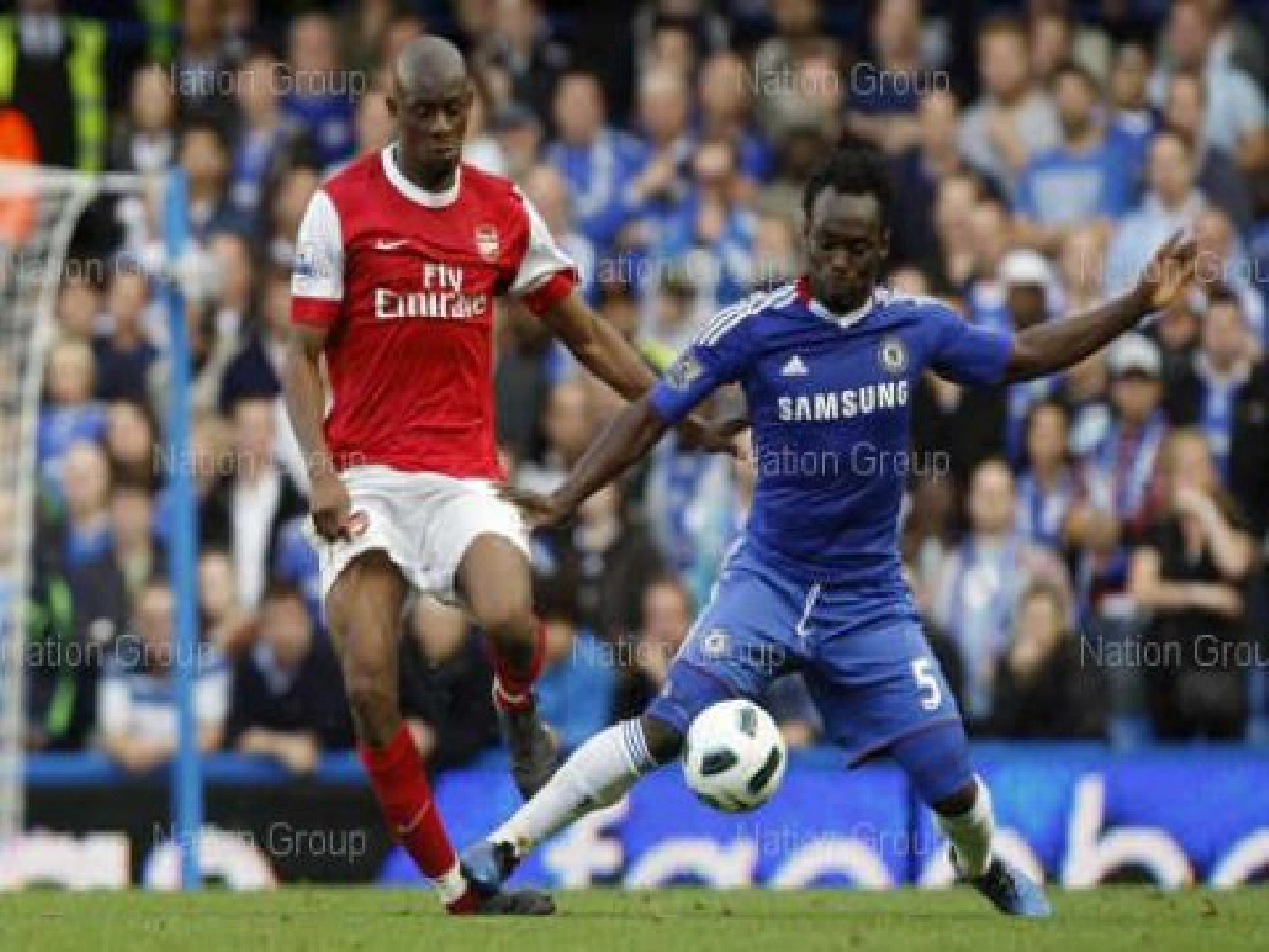 "เชลซี"ดับปืน2-0"แมนฯซิตี้"ขึ้นรองจ่าฝูง  
