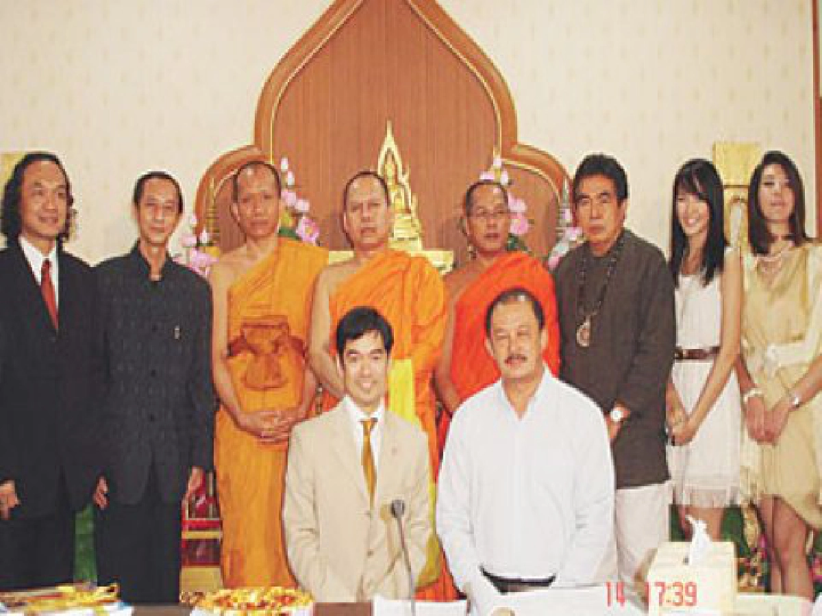 วัดยานนาวาผุดโครงการ 'ยุวธัมมิกญาณนาวา'
วัดยานนาวาผุดโครงการ 'ยุวธัมมิกญาณนาวา'