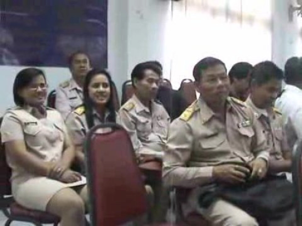 รับสมัครซ่อมส.ส.เขต1สุราษฎร์ฯวันแรกหงอย รับสมัครซ่อมส.ส.เขต1สุราษฎร์ฯวันแรกหงอย