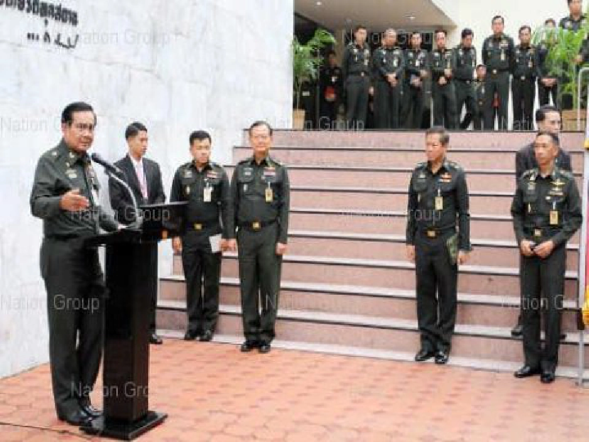 ประยุทธ์ลั่นไม่เคยคิดปฏิวัติเตือนอย่ากดดันทหาร ประยุทธ์ลั่นไม่เคยคิดปฏิวัติเตือนอย่ากดดันทหาร