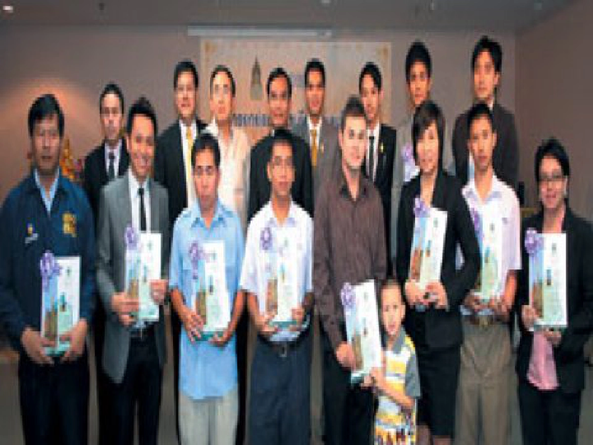 หัวใจไทย-คนดี คิดดี สังคมดี หัวใจไทย-คนดี คิดดี สังคมดี