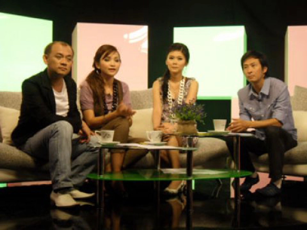 พฤหัสบดีที่ 7 ตุลาคม 2553
พฤหัสบดีที่ 7 ตุลาคม 2553