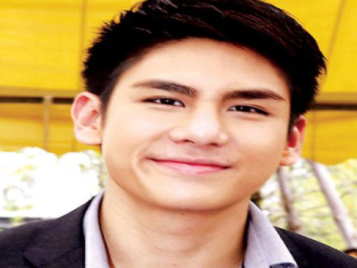 หน้าไม่เปลี่ยนจากเดิม'ซัน'รับเสียดายทำศัลยกรรม หน้าไม่เปลี่ยนจากเดิม'ซัน'รับเสียดายทำศัลยกรรม