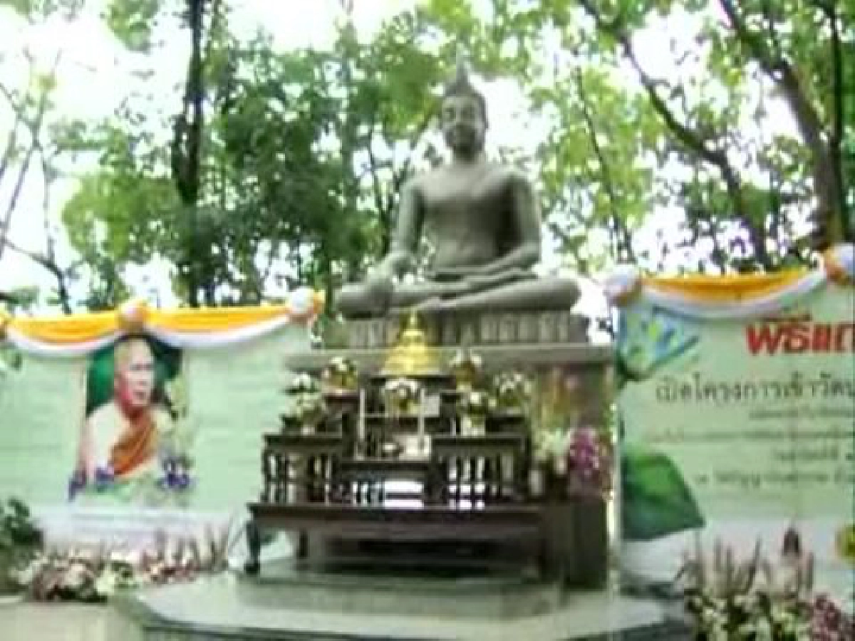 รมว.วธ.เปิดโครงการเข้าวัดปฏิบัติธรรมวันอาทิตย์