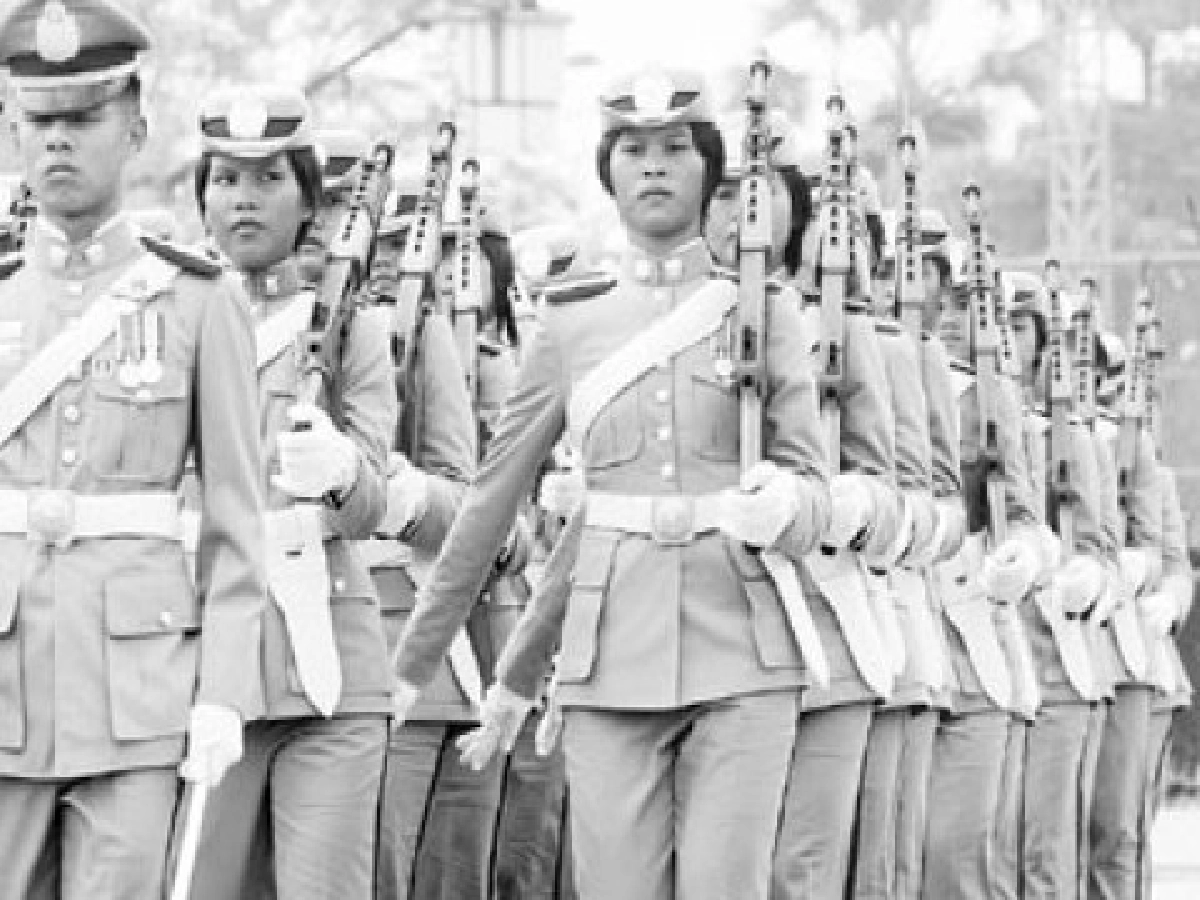 ผู้นำที่โดด(เดี่ยว)เด่นในโลกของตำรวจ ผู้นำที่โดด(เดี่ยว)เด่นในโลกของตำรวจ