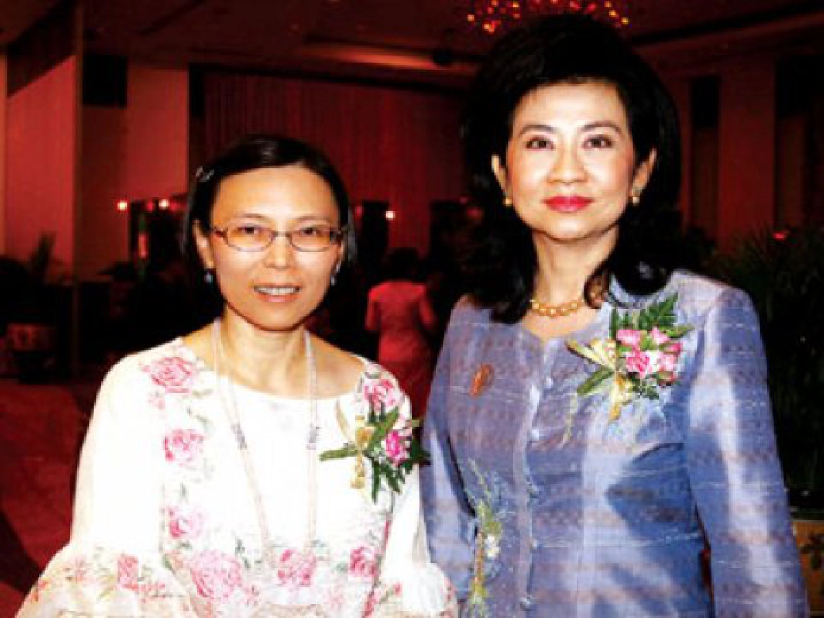 รำลึก100ปีสมเด็จพระพุทธเจ้าหลวง รำลึก100ปีสมเด็จพระพุทธเจ้าหลวง