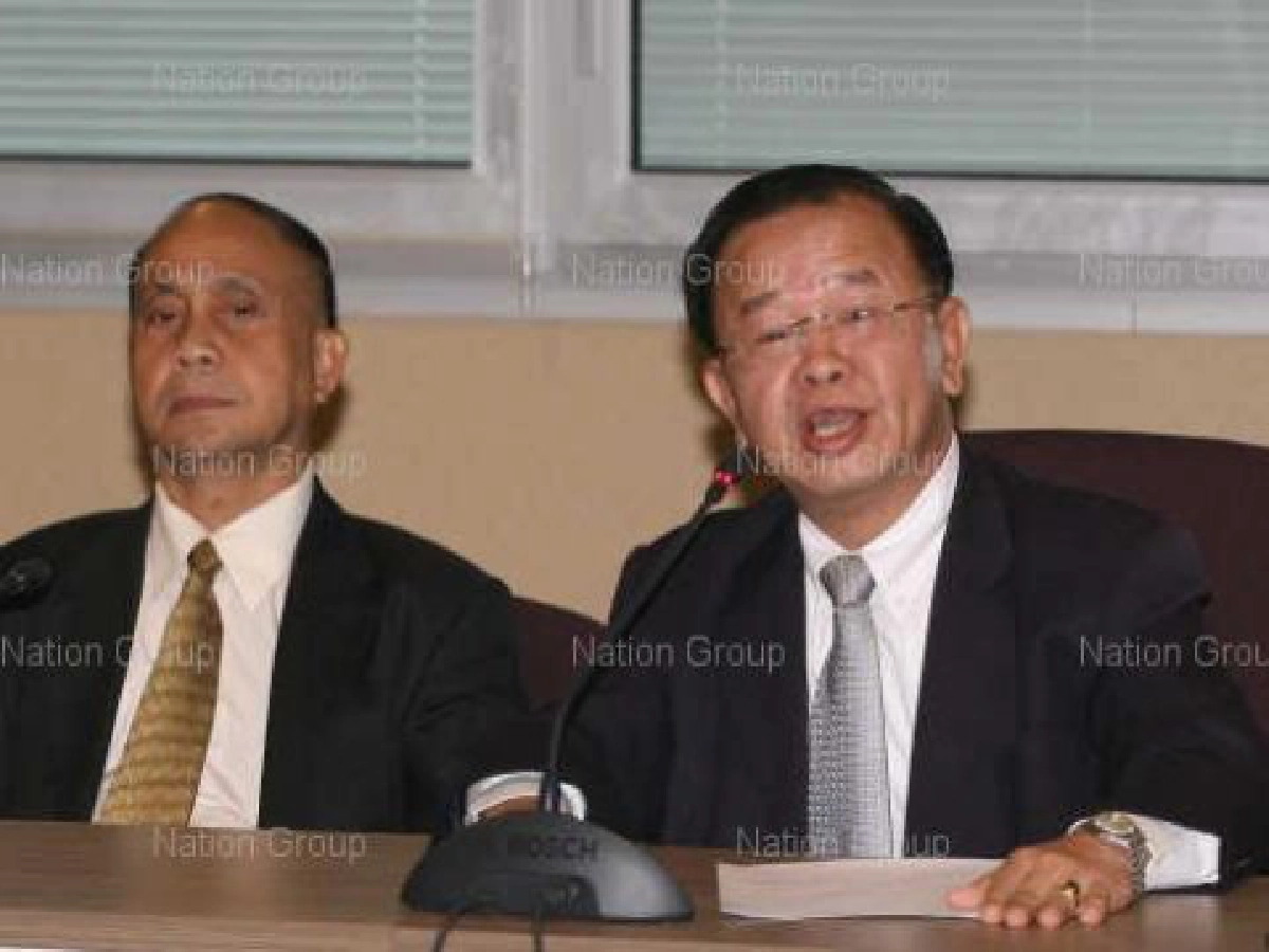 สั่งปลด"พสิษฐ์"พ้นเลขาปธ.ศาลรธน. สั่งปลด"พสิษฐ์"พ้นเลขาปธ.ศาลรธน.