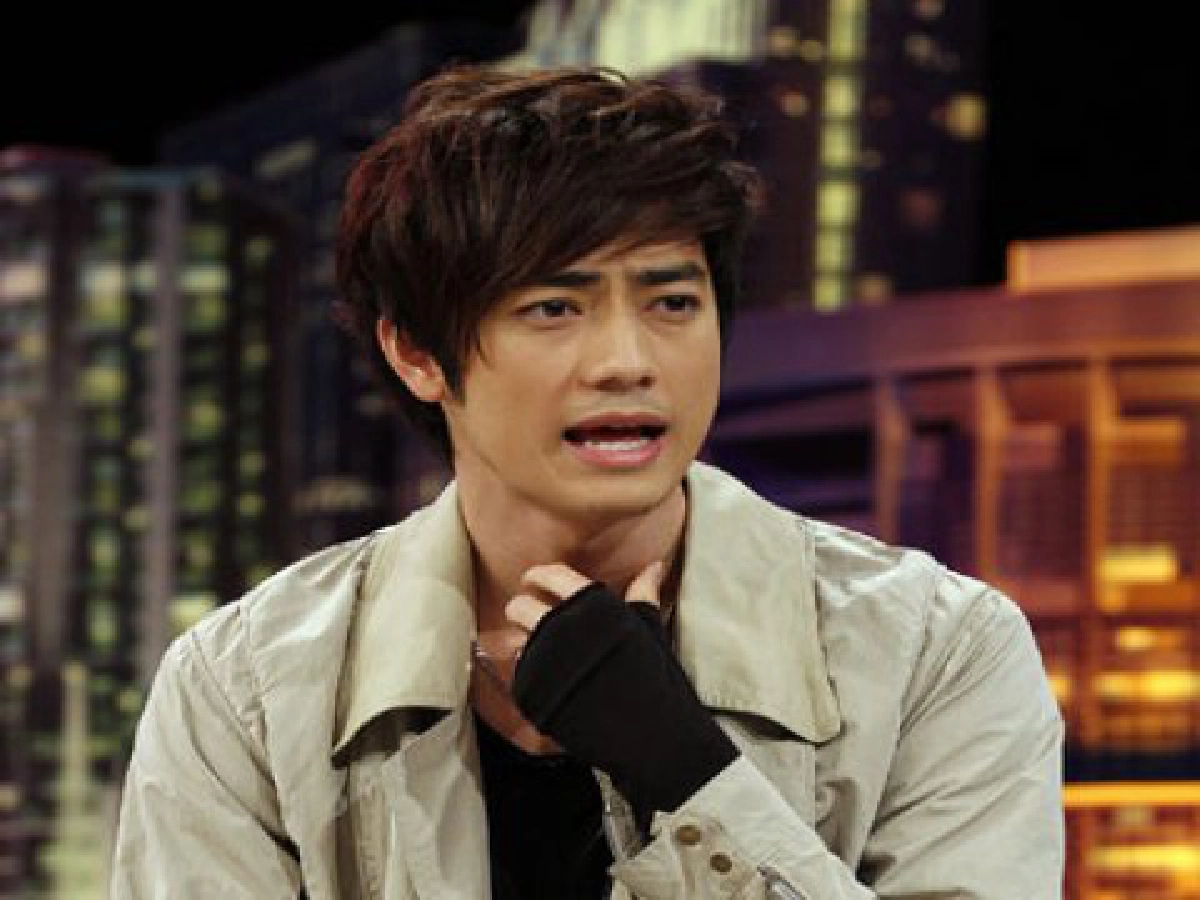  แค่ก...แค่ก ชื่อ แอ...แอน อะไรนี่ ช่วงนี้ "ฟิล์ม" คอเจ็บ ออกเสียงไม่ได้จริงๆ คร้าบ...