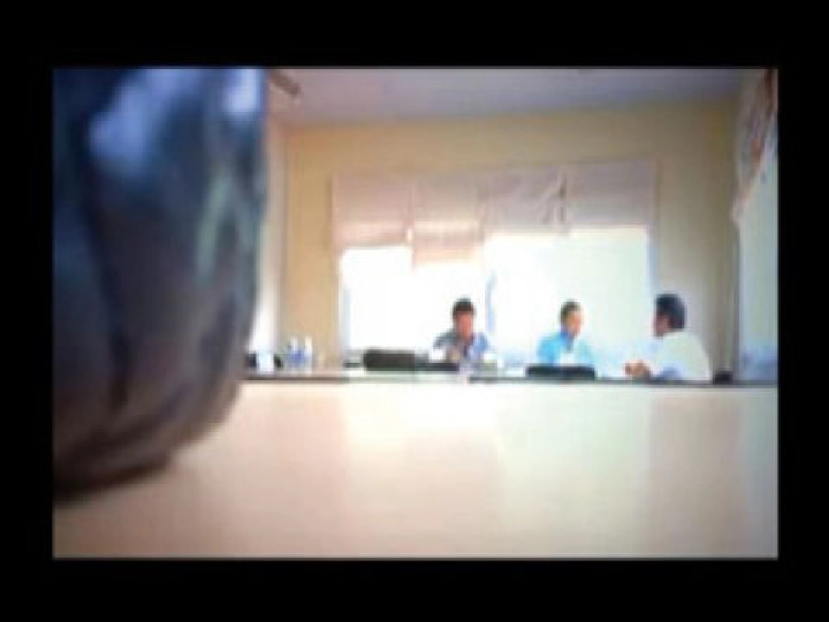 ตร.ตรวจร้านอาหารแอบถ่ายคลิปยุบปชป.