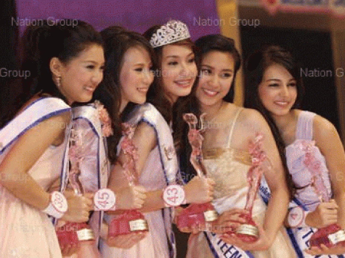 ลูกครึ่ง'ไทย-อังกฤษ'คว้ามิสทีนไทยแลนด์ ลูกครึ่ง'ไทย-อังกฤษ'คว้ามิสทีนไทยแลนด์