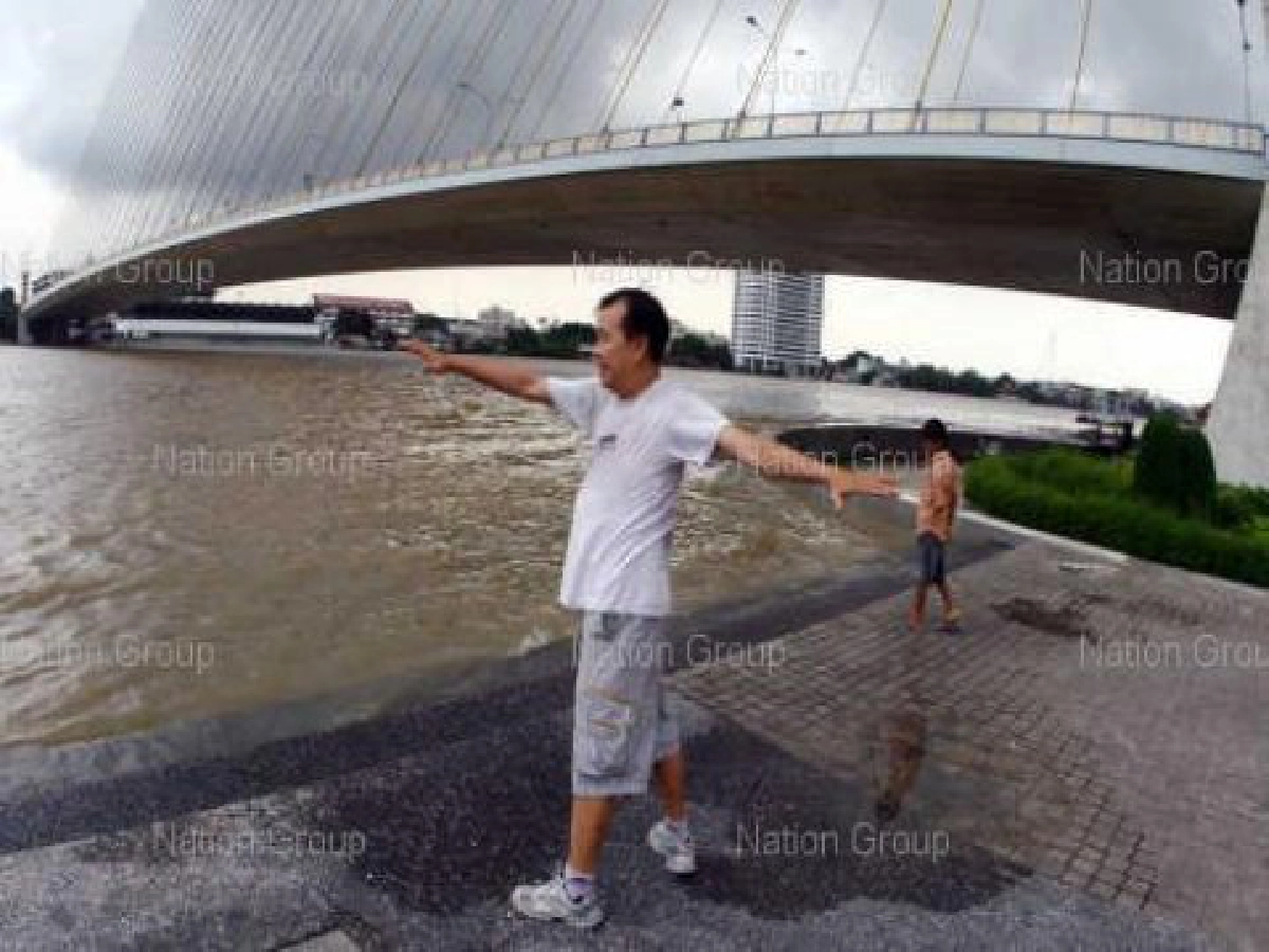 จุรินทร์สั่งทำส้วม5หมื่นชุดช่วยน้ำท่วม