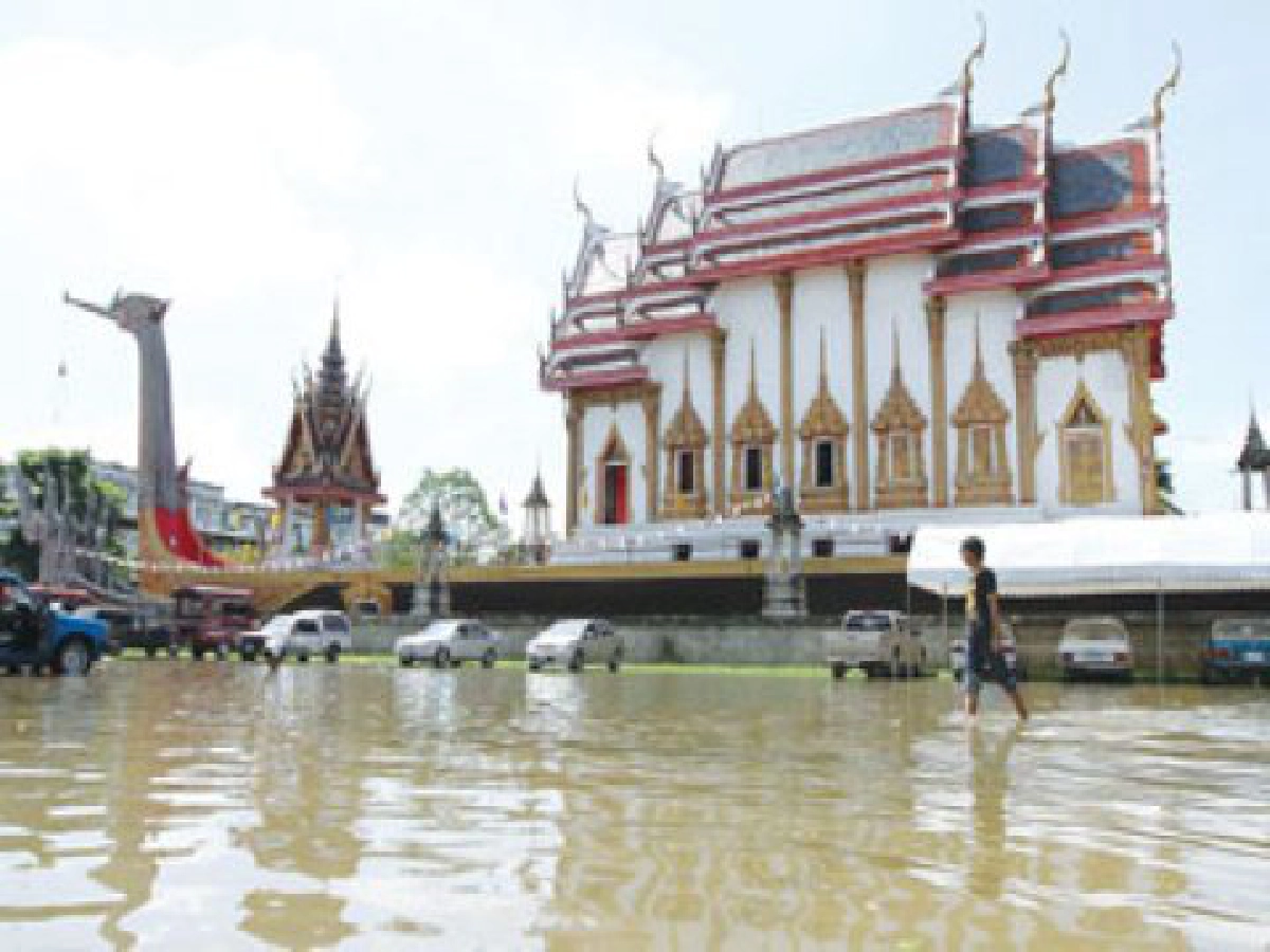 ส.อ.ท.ชงรัฐเยียวยาเอสเอ็มอีน้ำท่วมขอเงินกู้ดอกเบี้ยต่ำ2ปี-โรงงานอุตฯอ่วมกว่า106ล้าน ส.อ.ท.ชงรัฐเยียวยาเอสเอ็มอีน้ำท่วมขอเงินกู้ดอกเบี้ยต่ำ2ปี-โรงงานอุตฯอ่วมกว่า106ล้าน