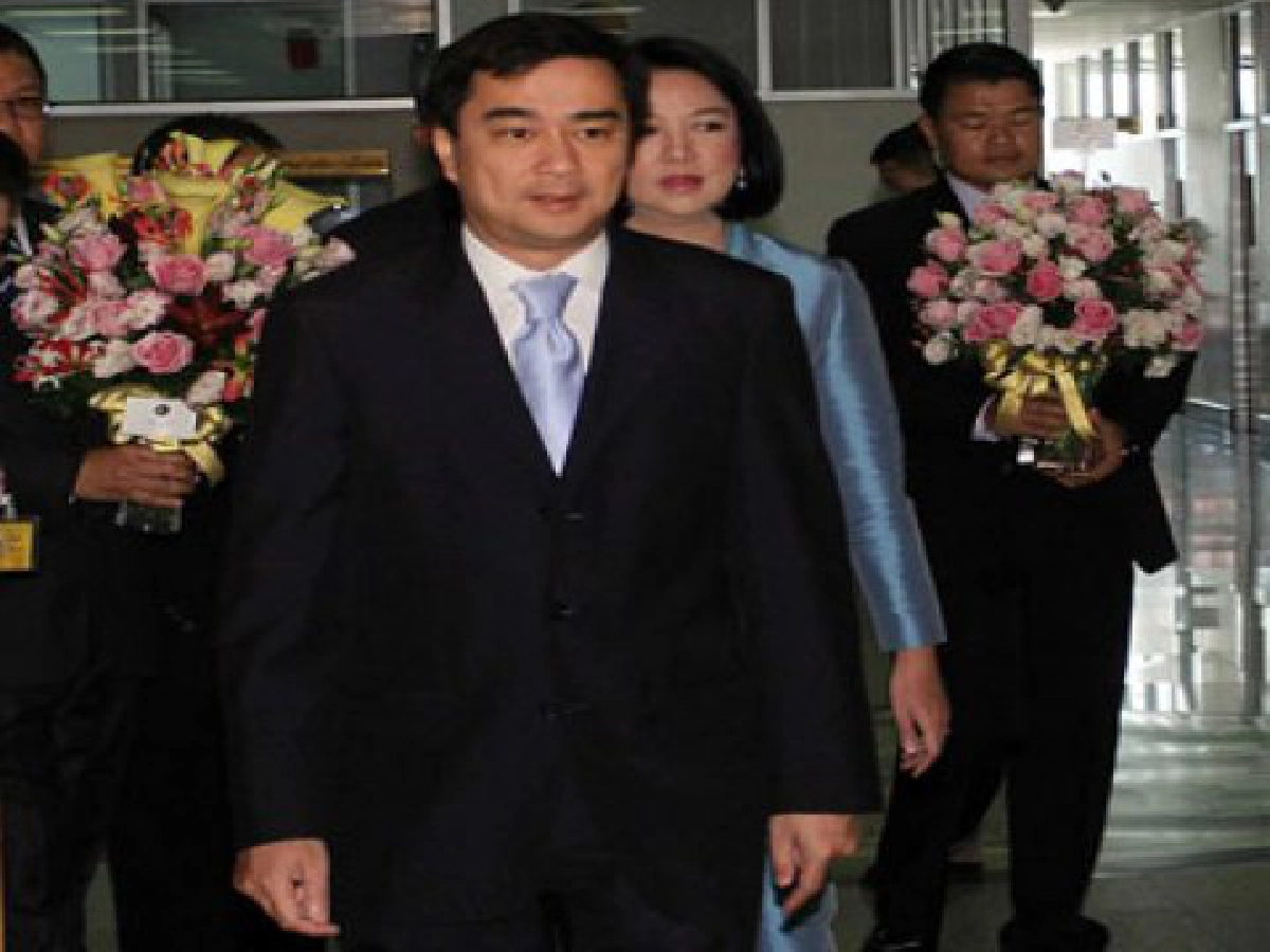 อภิสิทธิ์เล็งเร่งกระบวนประชาคมอาเซียน