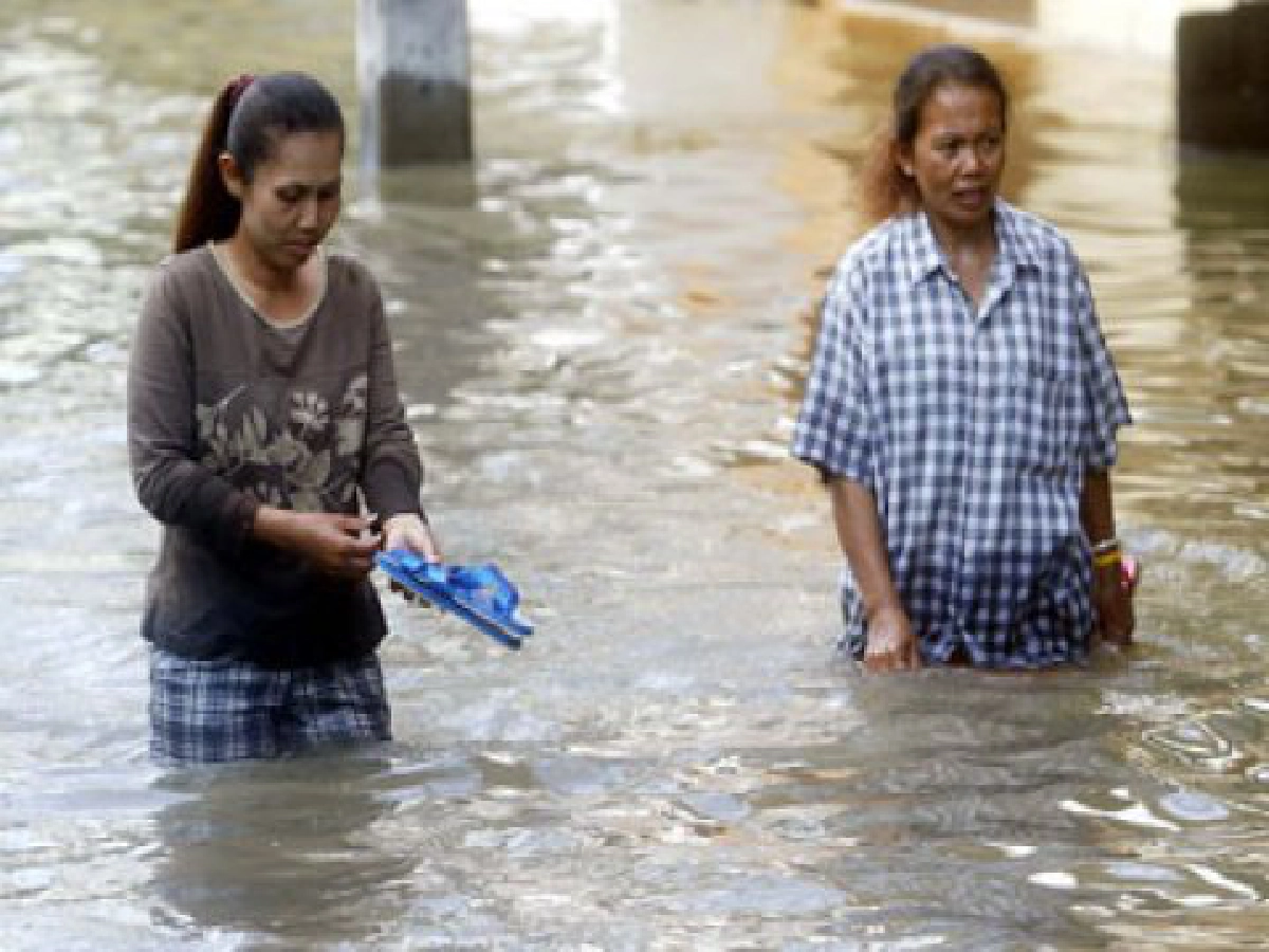 ไขปัญหาสุขภาพแผนจีน - ดูแลตัวเองช่วงน้ำท่วม
ไขปัญหาสุขภาพแผนจีน - ดูแลตัวเองช่วงน้ำท่วม