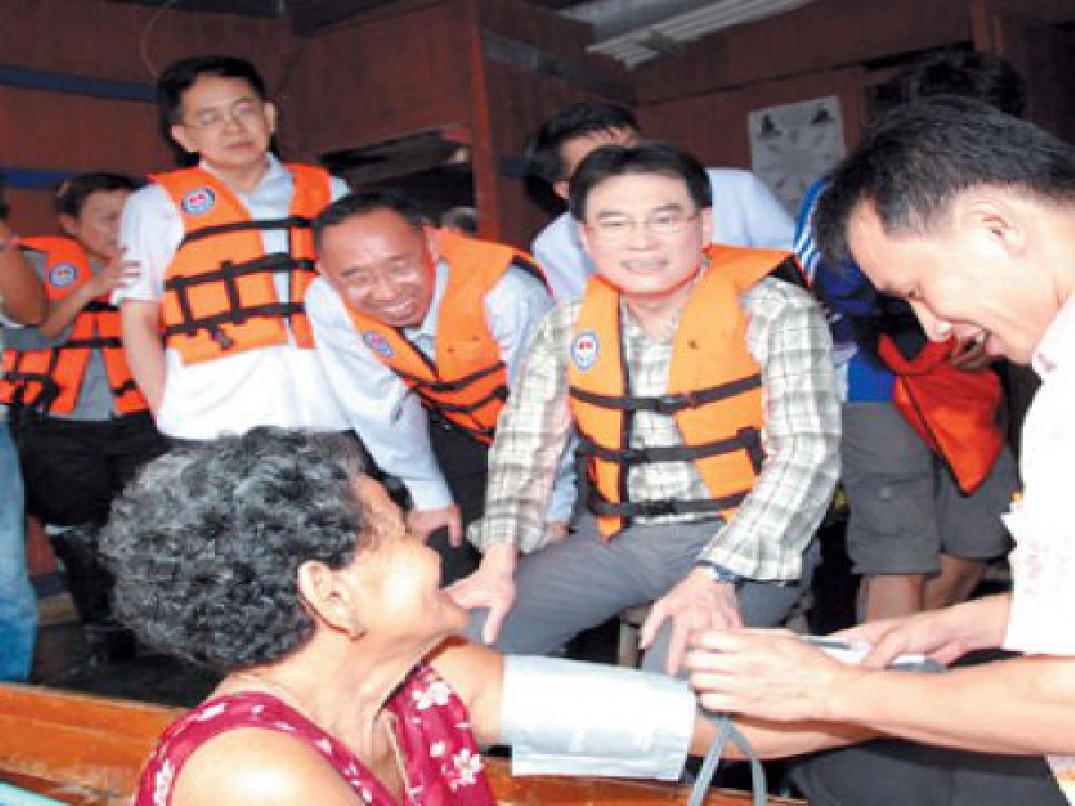 ร่วมด้วยช่วยแปลงความทุกข์เป็นความสุข ร่วมด้วยช่วยแปลงความทุกข์เป็นความสุข