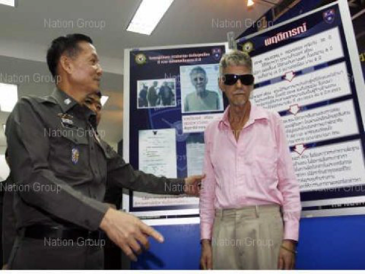 ล่าข้ามโลก...พ่อเลี้ยงหื่น ล่าข้ามโลก...พ่อเลี้ยงหื่น
