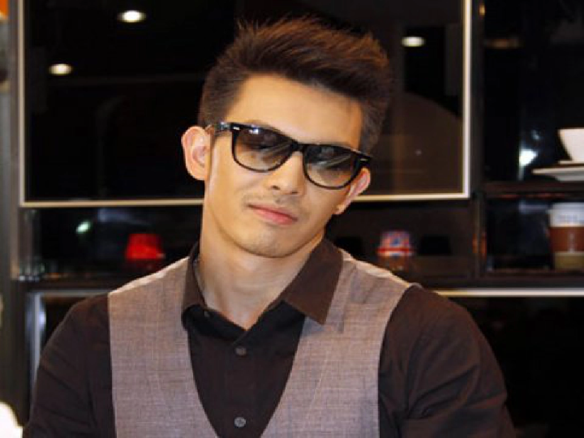เฮ้อ...เซ็ง...มีข่าวฉาวไม่หยุดหย่อน