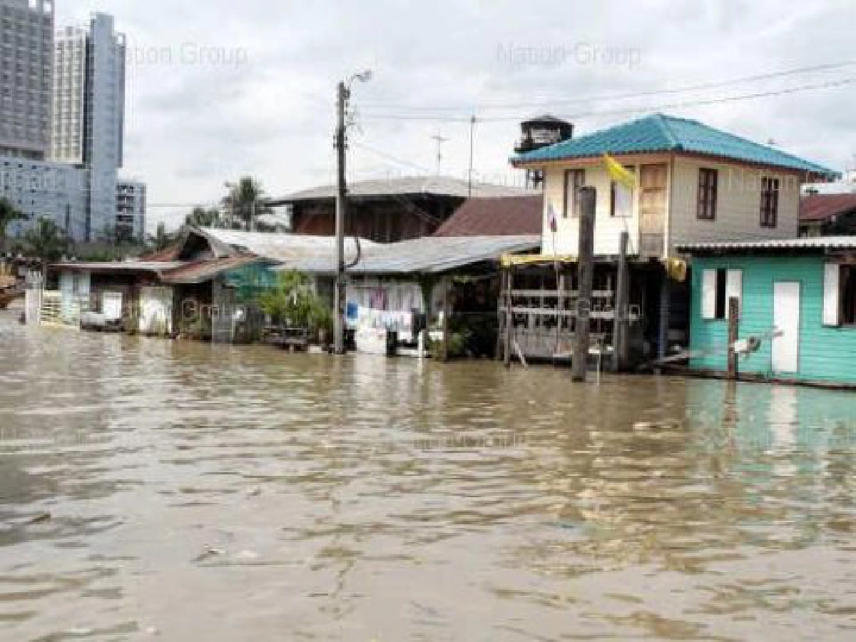 926ร.ร.น้ำท่วมเลื่อนเปิดเทอม504แห่ง 926ร.ร.น้ำท่วมเลื่อนเปิดเทอม504แห่ง