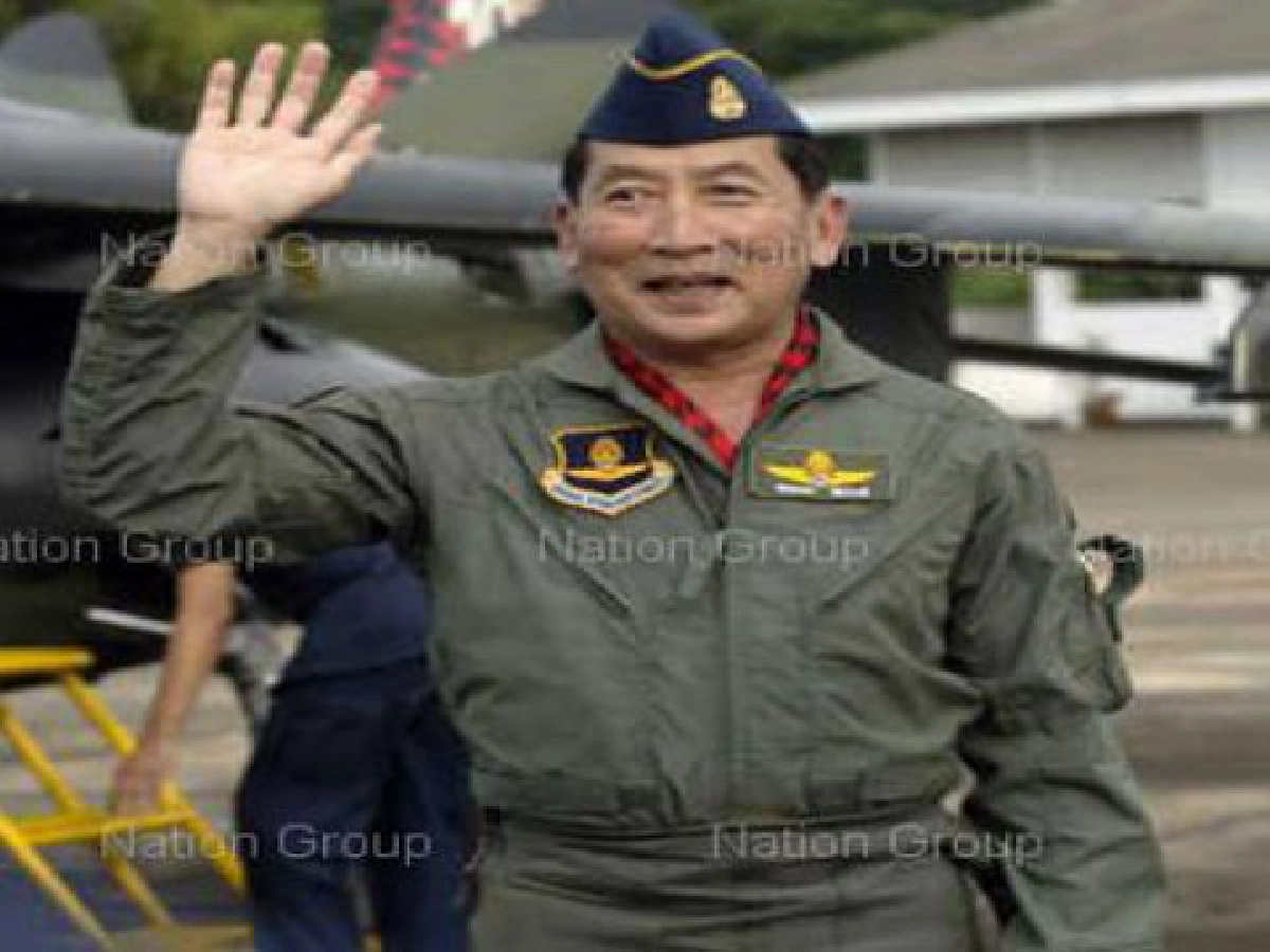 ผอ.ทอ.ชี้ไทยปรองดองได้ต้องไม่เห็นแก่ตัว ผอ.ทอ.ชี้ไทยปรองดองได้ต้องไม่เห็นแก่ตัว