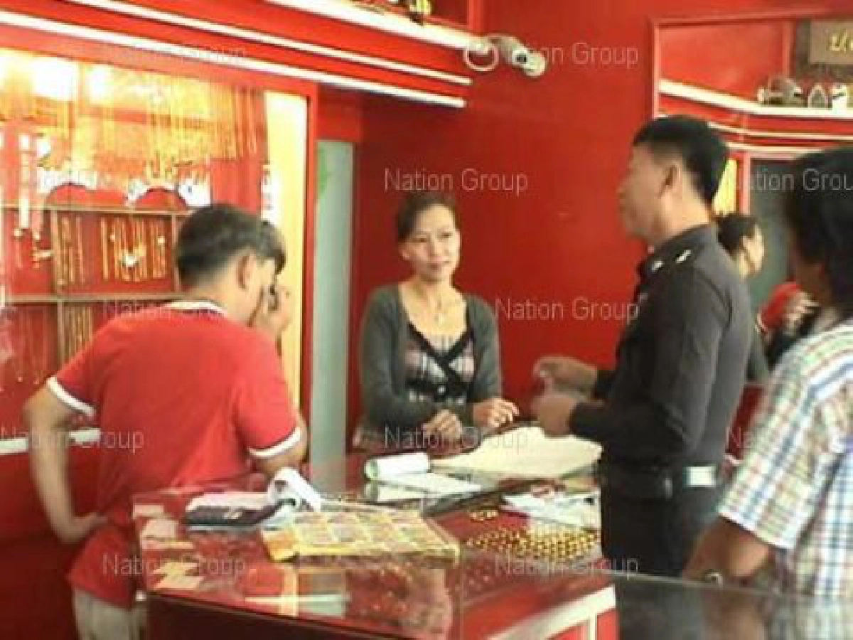 ปล้นร้านทองพัทยากวาดทองหนัก22บ. ปล้นร้านทองพัทยากวาดทองหนัก22บ.